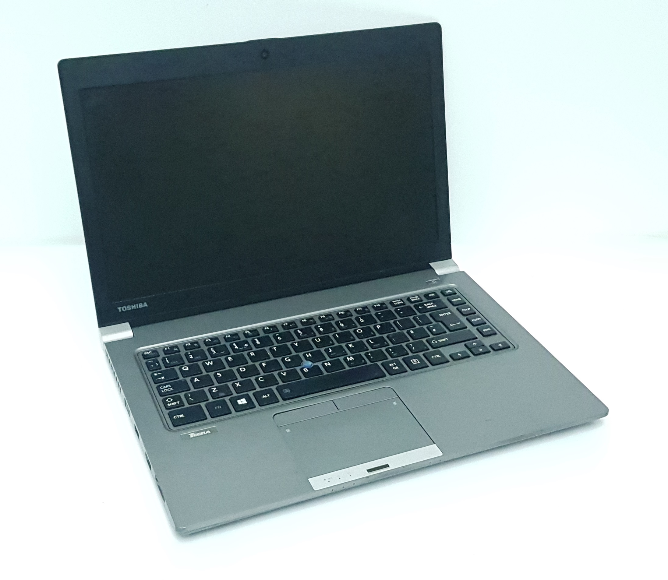 20231109_114525 TOSHIBA TECRA Z40 i5-4210U CPU 1.70GHz 4GB RAM NO HD BATTERY GOOD - Image 1