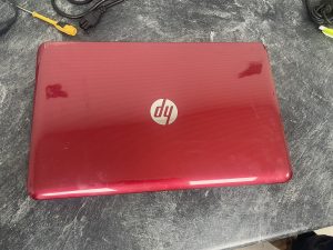 HP Pavilion 15-e092sa Laptop AMD A4-5000 APU with Radeon 8GB Ram Windows 10 - Image 8