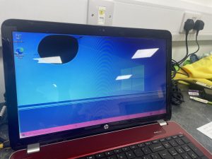 HP Pavilion 15-e092sa Laptop AMD A4-5000 APU with Radeon 8GB Ram Windows 10 - Image 10