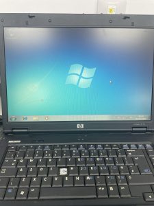HP Compaq 6715s AMD SEMPRON 3600+ 2.00GHz 1GB RAM 80GB HD WINDOWS 7 - Image 2