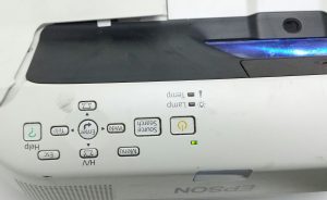Epson EB-470 H456B LCD Projector 2385 Lamp Hours Used - Image 9