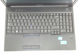 Samsung NP400B5B Windows 10 Pro 15.6" Laptop - Image 9