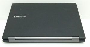 Samsung NP400B5B Windows 10 Pro 15.6" Laptop - Image 7