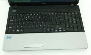 Acer Travel Mate P253 TMP253-M-33114G50Maks Windows 10 Pro 15.6" Laptop - Image 9