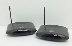 Total Control UC-AV10R00 Transmitter + Receiver