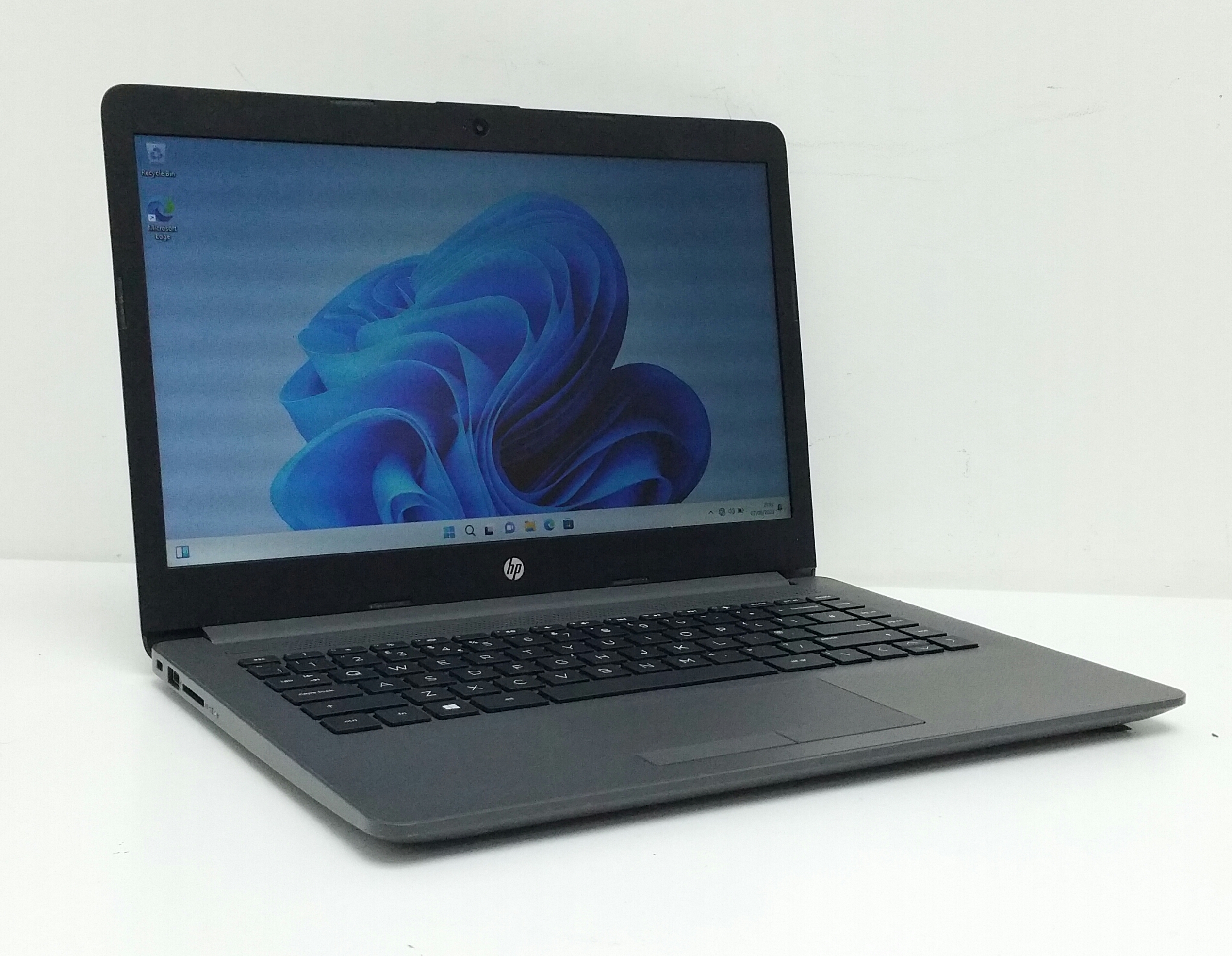 20180404_154931-1 HP 240 G7 Celeron N4020 1.1GHz 4GB Ram 120GB SSD Windows 11 Pro - Image 1