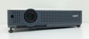 Sanyo PLC-XU78 ProxtraX Multiverse VGA Projector w 346 Lamp Hours Used