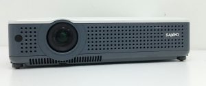 Sanyo PLC-XU78 ProxtraX Multiverse VGA Projector w 346 Lamp Hours Used - Image 2