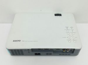 Sanyo PLC-XU78 ProxtraX Multiverse VGA Projector w 346 Lamp Hours Used - Image 6