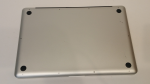 Macbook Pro A1286 - i7-620M 2.67GHz - 8GB DDR3 - 240GB SSD - High Sierra 10.13 (Mid 2010) - Image 4