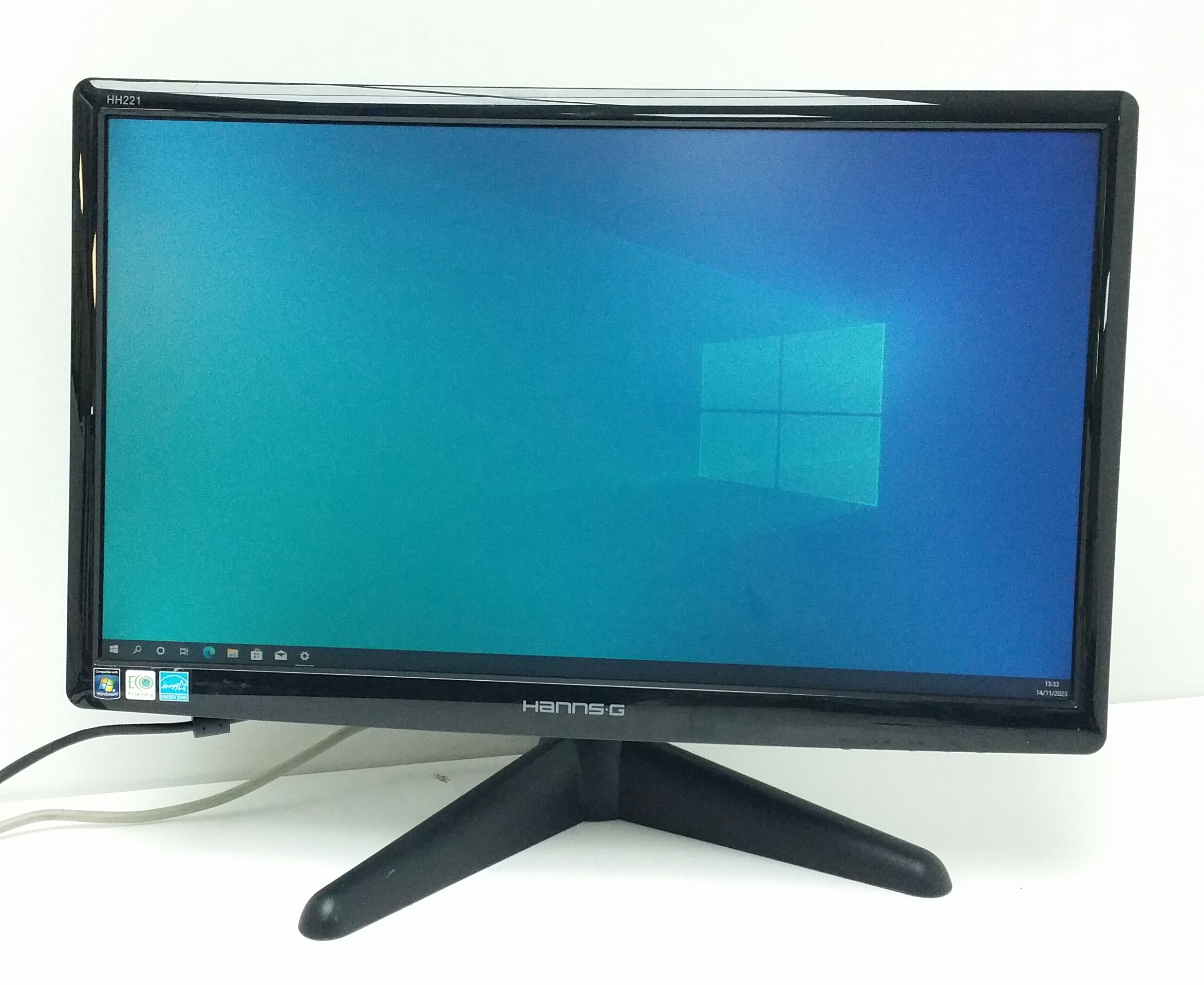 20230906_214405-1 Hanns.G HH221 HSG1088 22" DVI VGA LCD Monitor Screen - Image 1