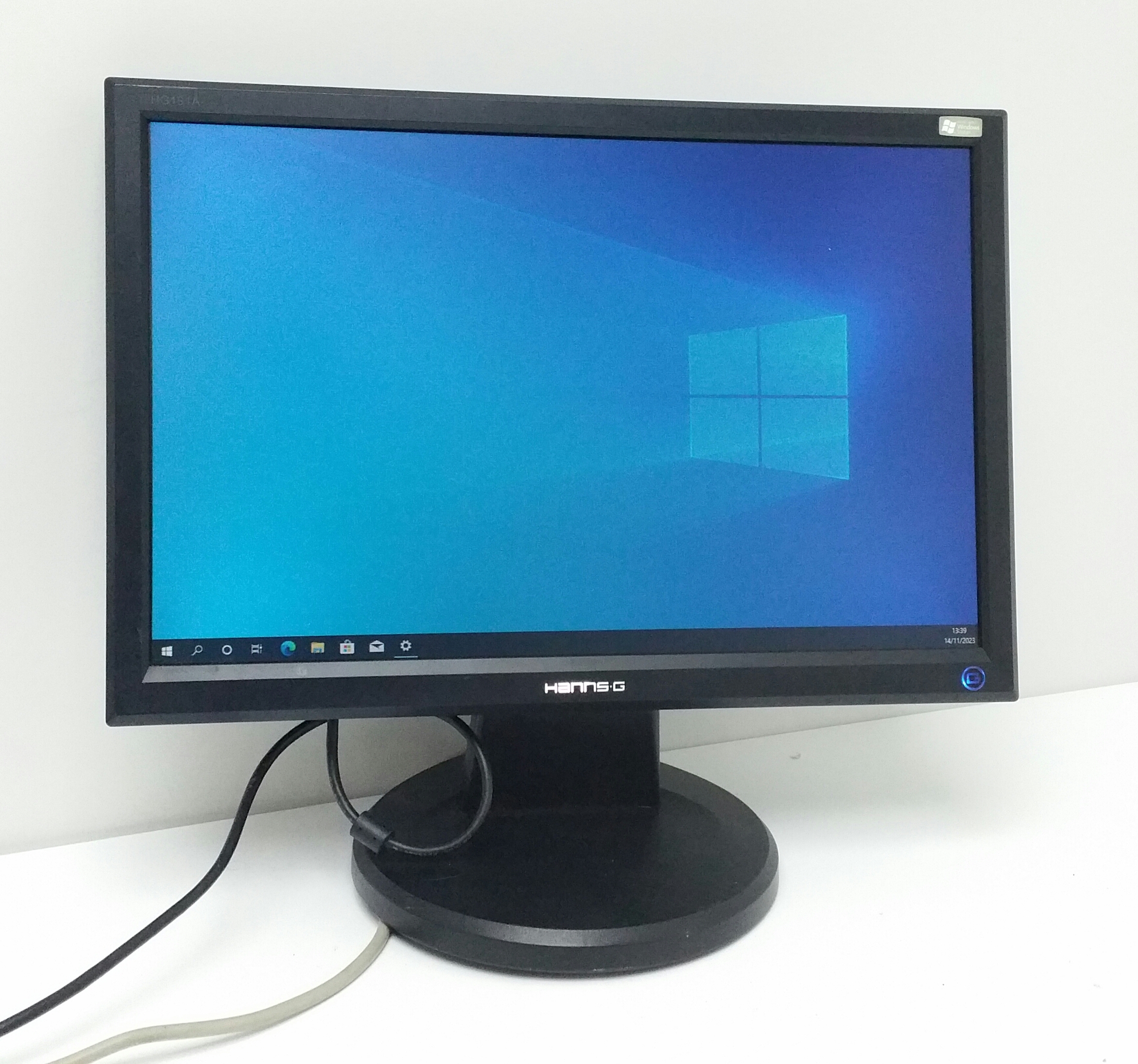 20230906_214928-1 Hanns.G HG191A HSG1019 19" DVI VGA LCD Monitor Screen - Image 1