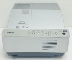Sanyo PDG-DWL2500 WXGA Projector 2290 Lamp Hours Used - Image 7