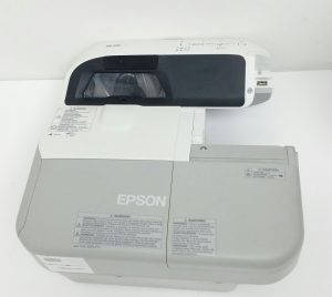 Epson EB-470 H456B LCD Projector 916 Lamp Hours Used - Image 5