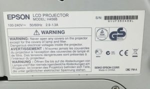 Epson EB-470 LCD Projector 1472 Lamp Hours Used H456B - Image 3