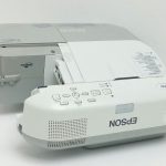 Epson EB-470 LCD Projector 2327 Lamp Hours Used H456B