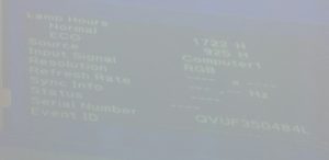 Epson EB-470 LCD Projector 2647 Lamp Hours Used H456B - Image 2