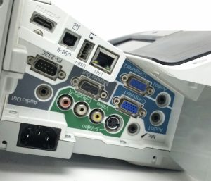 Epson EB-470 LCD Projector 1454 Lamp Hours Used H456B - Image 5
