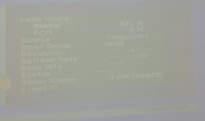 Epson EB-470 LCD Projector 431 Lamp Hours Used H456B - Image 2