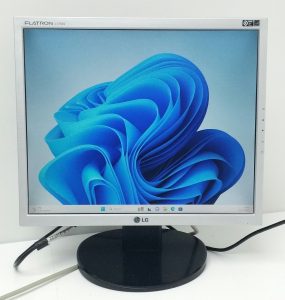 LG Flatron L1753S-SF L1753SS 17.5" VGA Monitor - Image 2