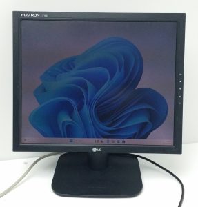 LG Flatron L1718S-BN L1758S 17.5" VGA Monitor - Image 2