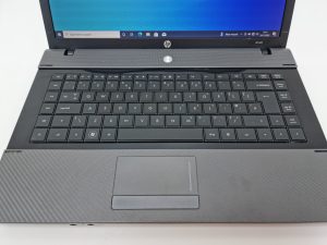 HP 625 - AMD Athlon 2 P360 - 4GB RAM - 320 GB HDD - Windows 10 Pro - Image 2