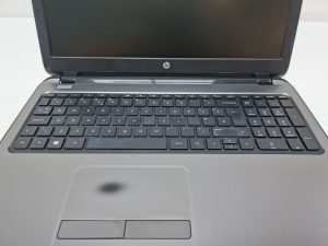 HD 255 G3 - AMD A4-5000 - 4GB RAM - 1TB HDD - Windows 10 Pro - Image 3