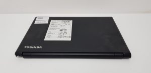 Toshiba satellite pro R50 i5 4th gen 2.4GHz 120GB SSD 15.6" - Image 4