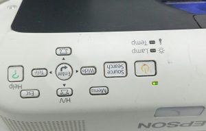 Epson EB-470 H456B LCD Projector 744 Lamp Hours Used - Image 11