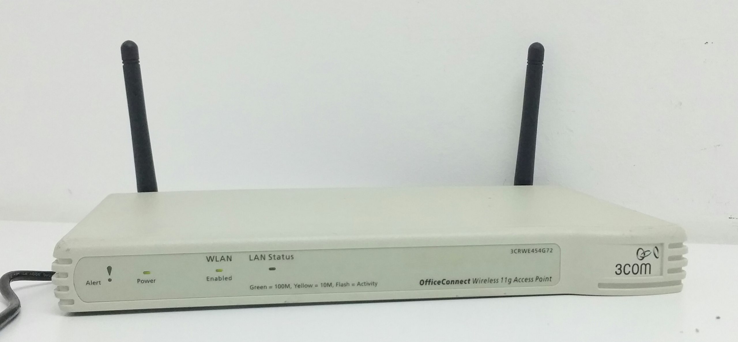 20180506_192325-1 3Com WL-525 Office Connect Wireless 11g Access Point - Image 1
