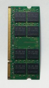 Samsung 1GB 2Rx8 PC2-5300S-555-12-E3 Notebook Memory Bar