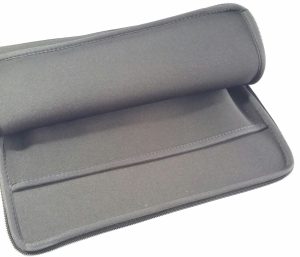 15" Laptop Or Tablet Pouch/Bag Black - Image 3