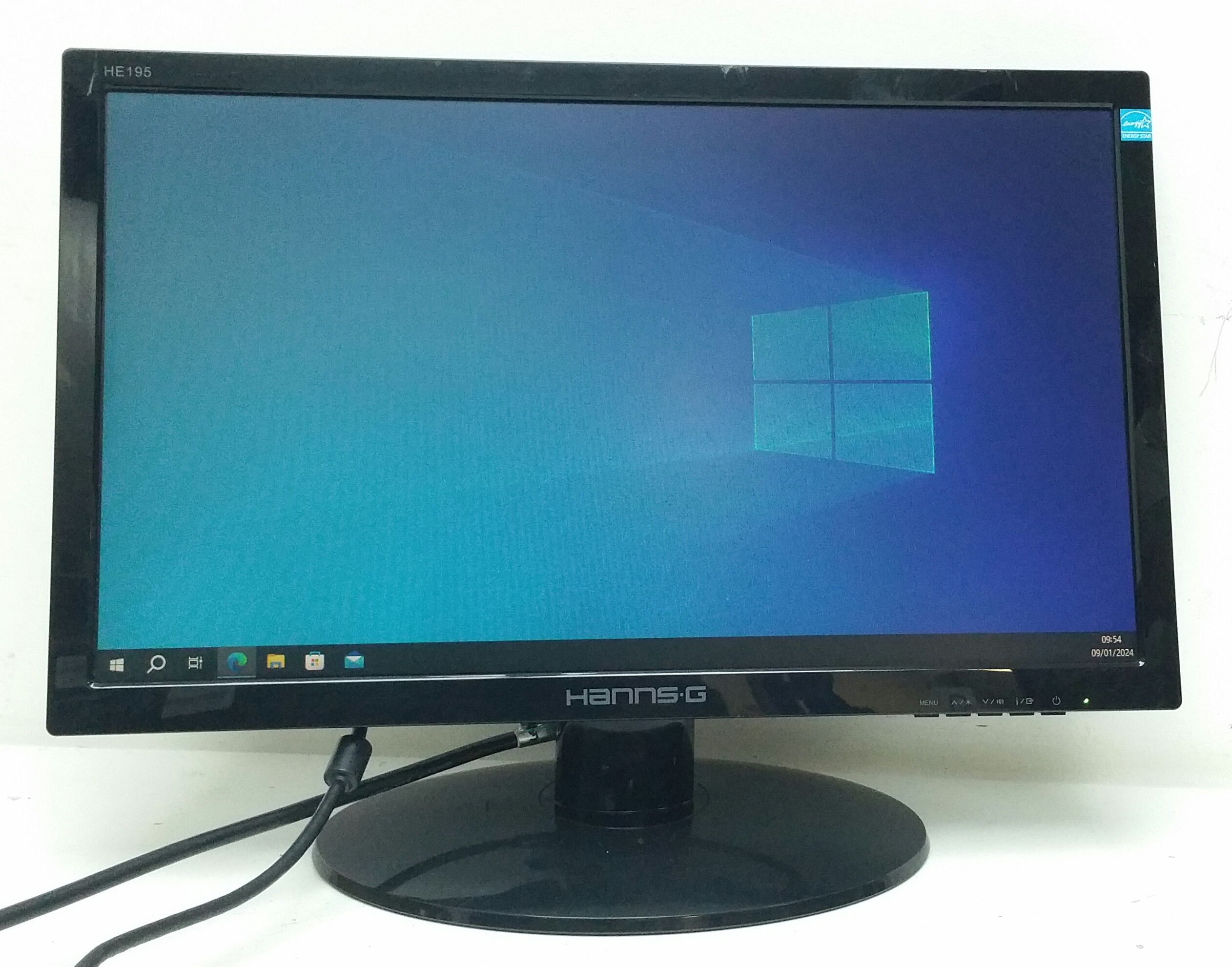 20180526_124307-1 Hanns.G HE195APB 18.5" VGA LCD Monitor - Image 1