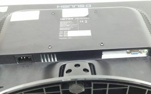 Hanns.G HE195APB 18.5" VGA LCD Monitor Tiny scratch in front - Image 5