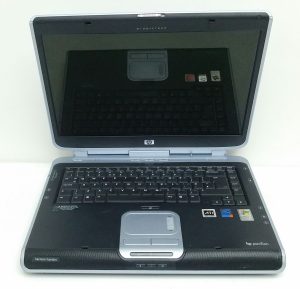 HP Pavilion Zv5000 Zv5368EA - Intel Pentium 3.0GHz - 384MB RAM - 15.4" - ATI Radion 9000 - Image 2