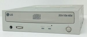 LG GCE-8320B CD-R/RW Drive - Compact Disc Player