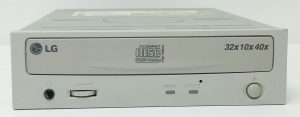 LG GCE-8320B CD-R/RW Drive - Compact Disc Player - Image 2