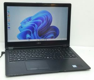 Fujitsu Lifebook U757 - i5-7200U 2.5GHz - 4GB Ram - 15.6" - 240GB SSD - Windows 11 64bit