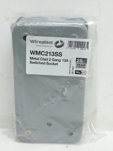 Wireplast WMC213SS Metal Clad 2 Gang 13A Switched Socket - Image 4