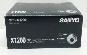 Sanyo VPC-X1200EX 3x Optical Zoom 12.1 Mega Pixels Digital Camera