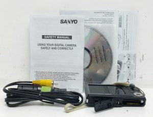 Sanyo VPC-X1200EX 3x Optical Zoom 12.1 Mega Pixels Digital Camera - Image 4