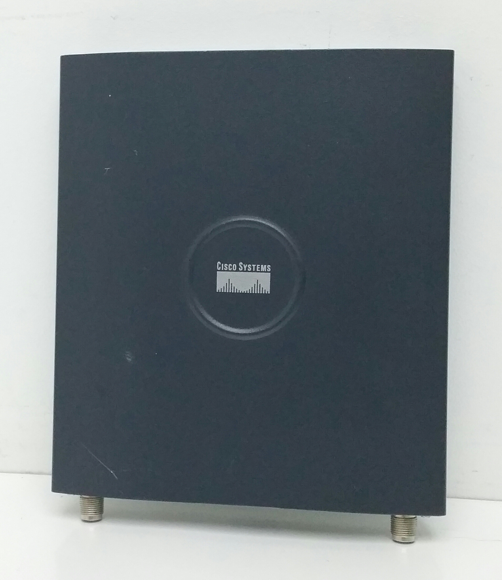 20231130_181330-1 Cisco AIR-LAP1242G-E-K9 Aironet LWAPP V03 Access Point - Image 1