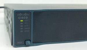 Cisco Catalyst 2960 Plus Series WS-C2960+24TC-L 24 Port Switch - Image 6