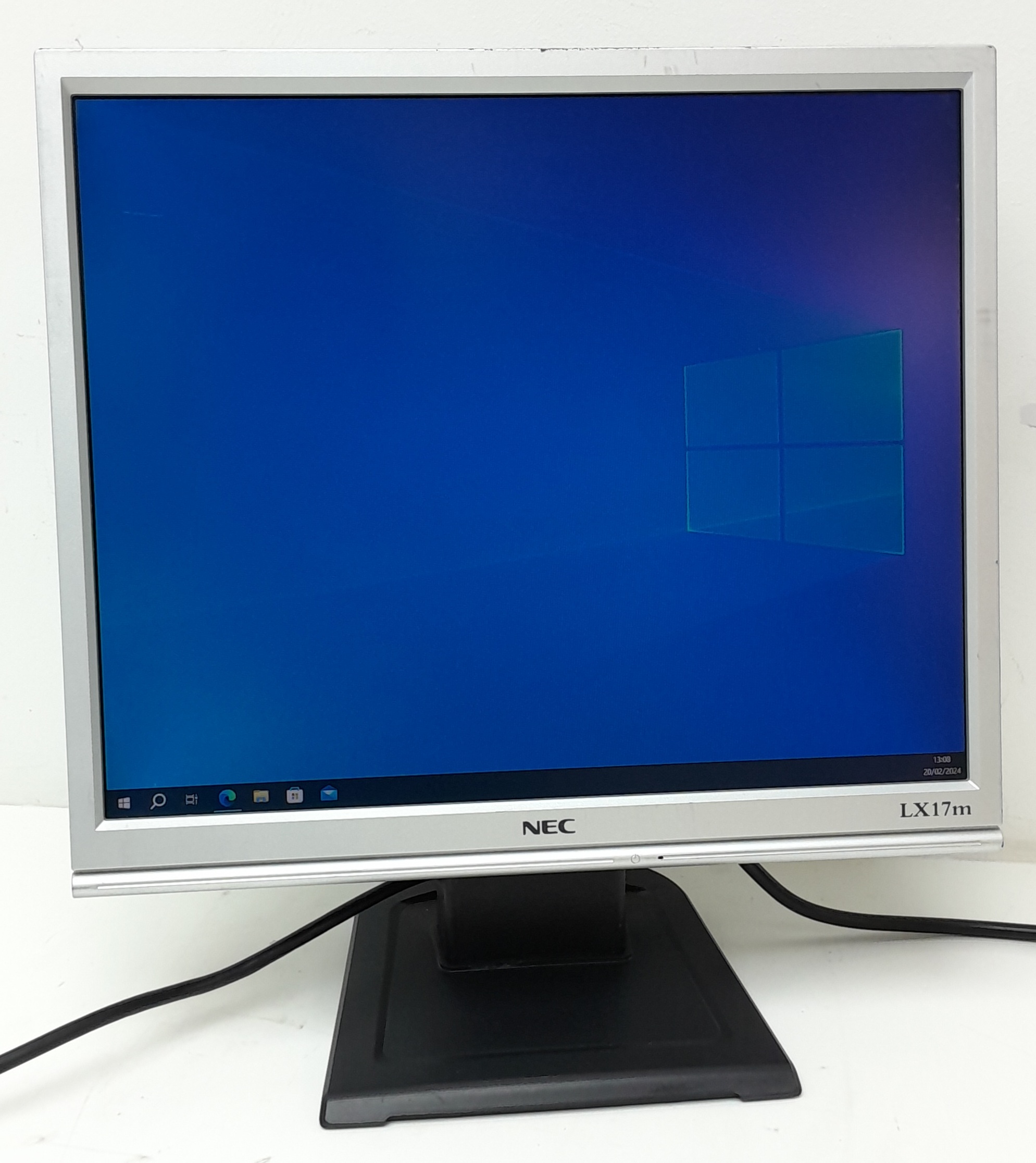 20240220_130846 NEC Lx17m V17B 17" VGA TFT LCD Monitor - Image 1