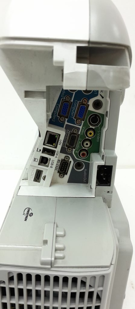 Epson EB-470 H456B HDMI VGA LCD Projector 1744 Lamp Hours Used - Image 4