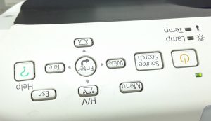 Epson EB-470 H456B HDMI VGA LCD Projector 1110 Lamp Hours Used - Image 7
