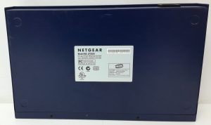 Netgear JFS524 24-Port Fast Ethernet Switch - Image 3