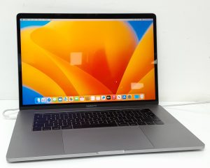 Apple MacBook Pro A1707 - Intel i7-7920HQ Quad 3.1GHz - 16GB - 15"- 1TB SSD - 13 Ventura (2017)