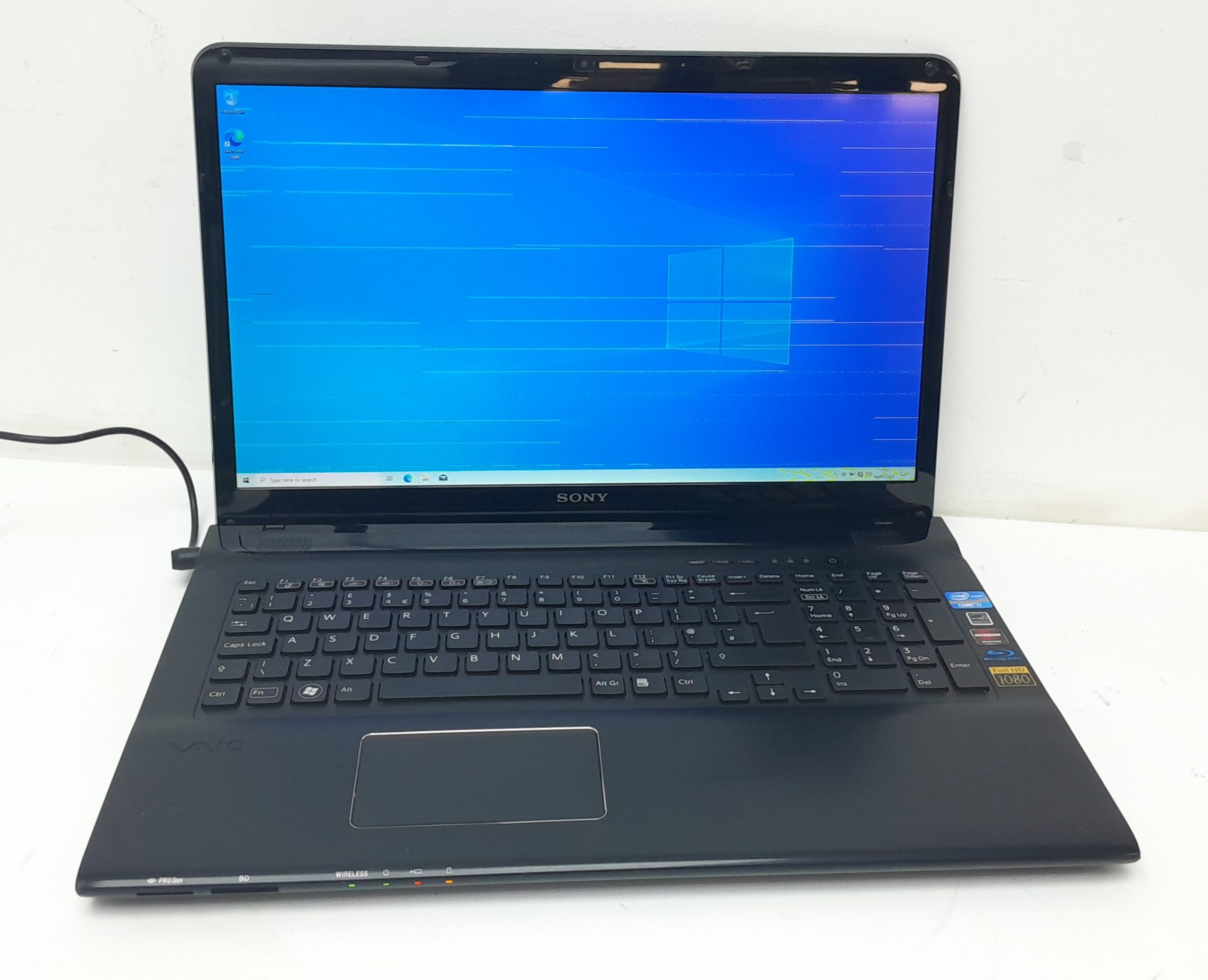 Sony Vaio SVE171A11M – i7-3612QM 2.1GHz – 6GB Ram – 17.3″ – AMD
