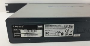 Cisco Linksys RV082 10/100 8-Port VPN Router - Image 3